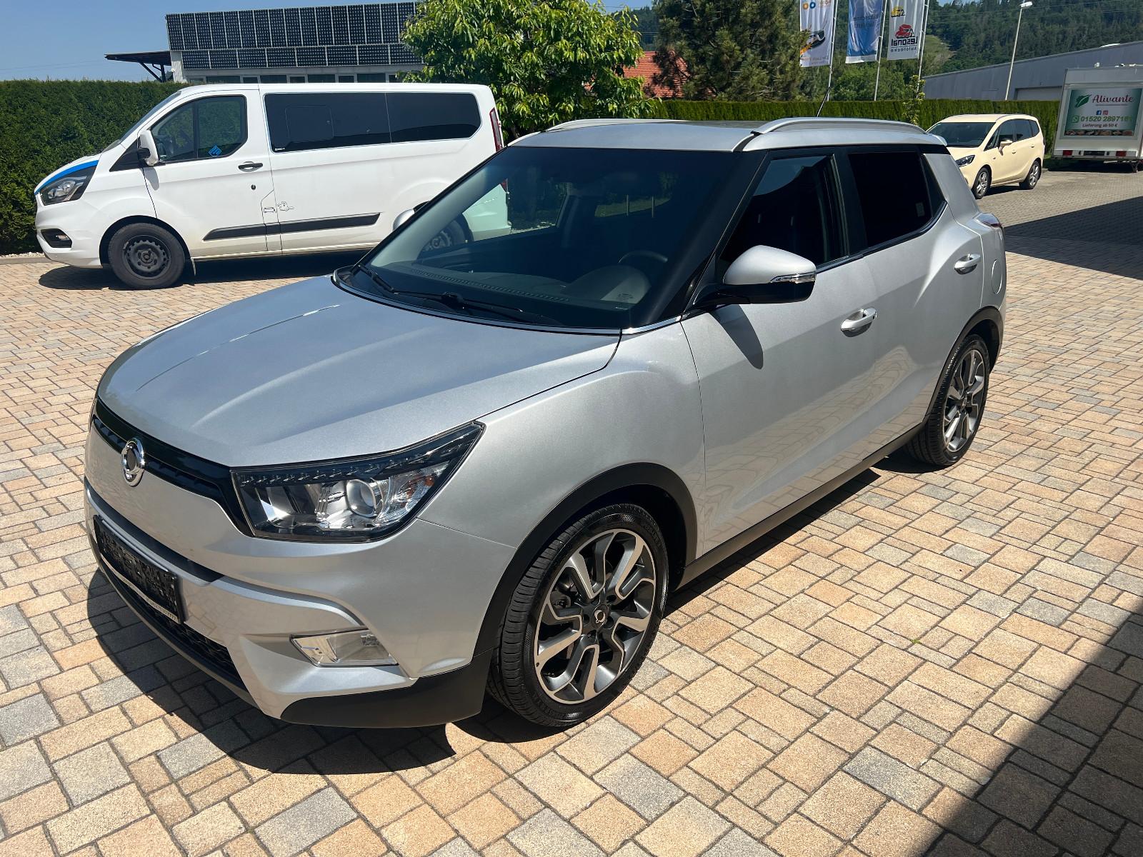 Ssangyong Tivoli 1.6,Leder,NAVI,Automt.,4x4 !