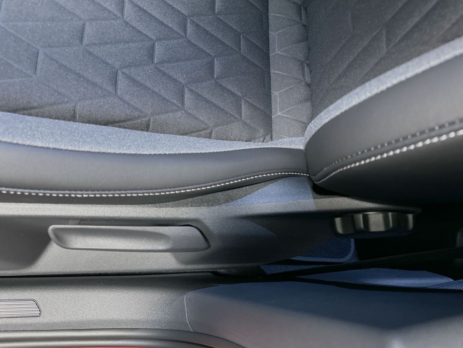 Volkswagen T-Cross - Bild 12