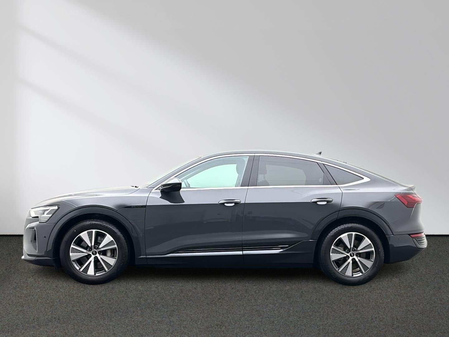 Audi Q8 e-tron Sportback 50 Advanced quattro MMI LED foto 2