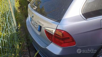 BMW 330 - 4