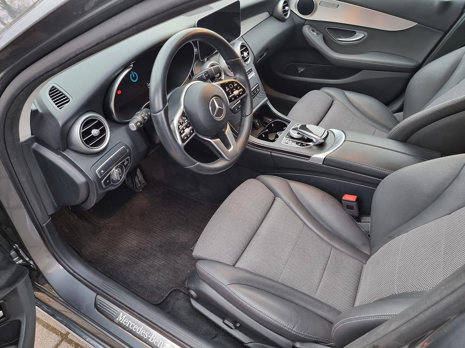 Mercedes-Benz C 300de "Avantgarde" LED AHK Widescreen