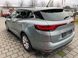 Renault Megane IV Grandtour Zen E-TECH PLUG-IN-HYB 159PS - Renault Megane mit Hybrid-Antrieb