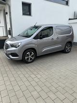 Opel Combo,unfallfrei,Topausstat,Autom,Navi,Sit... - Opel Combo in Karlsruhe
