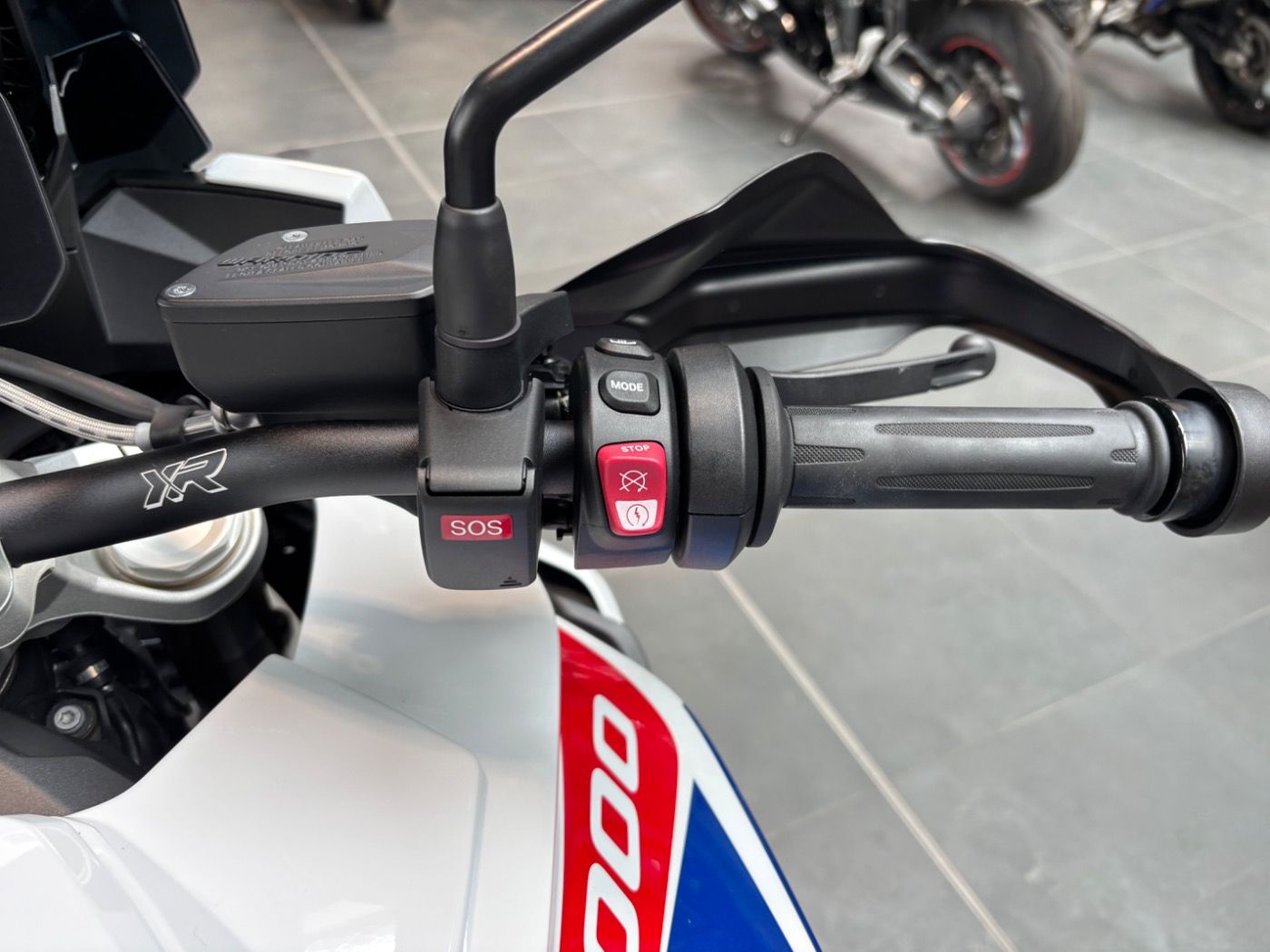 Fahrzeugabbildung BMW S 1000 XR Style Sport Touring u. Dynamikpaket
