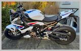 BMW S1000R  Vollausgestattetes M-Paket - Offers matching your search criteria