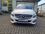 Mercedes-Benz B 180 - weiße Mercedes-Benz B 180