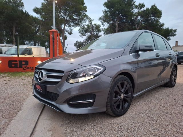 Mercedes-Benz Mercedes B 180 d Automatic *LED-CRUISE-RADAR*