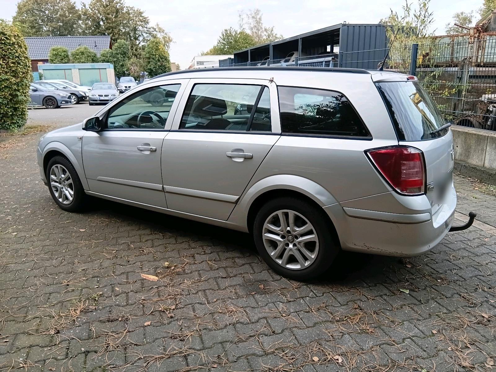 Opel Astra 2006 — photo 8
