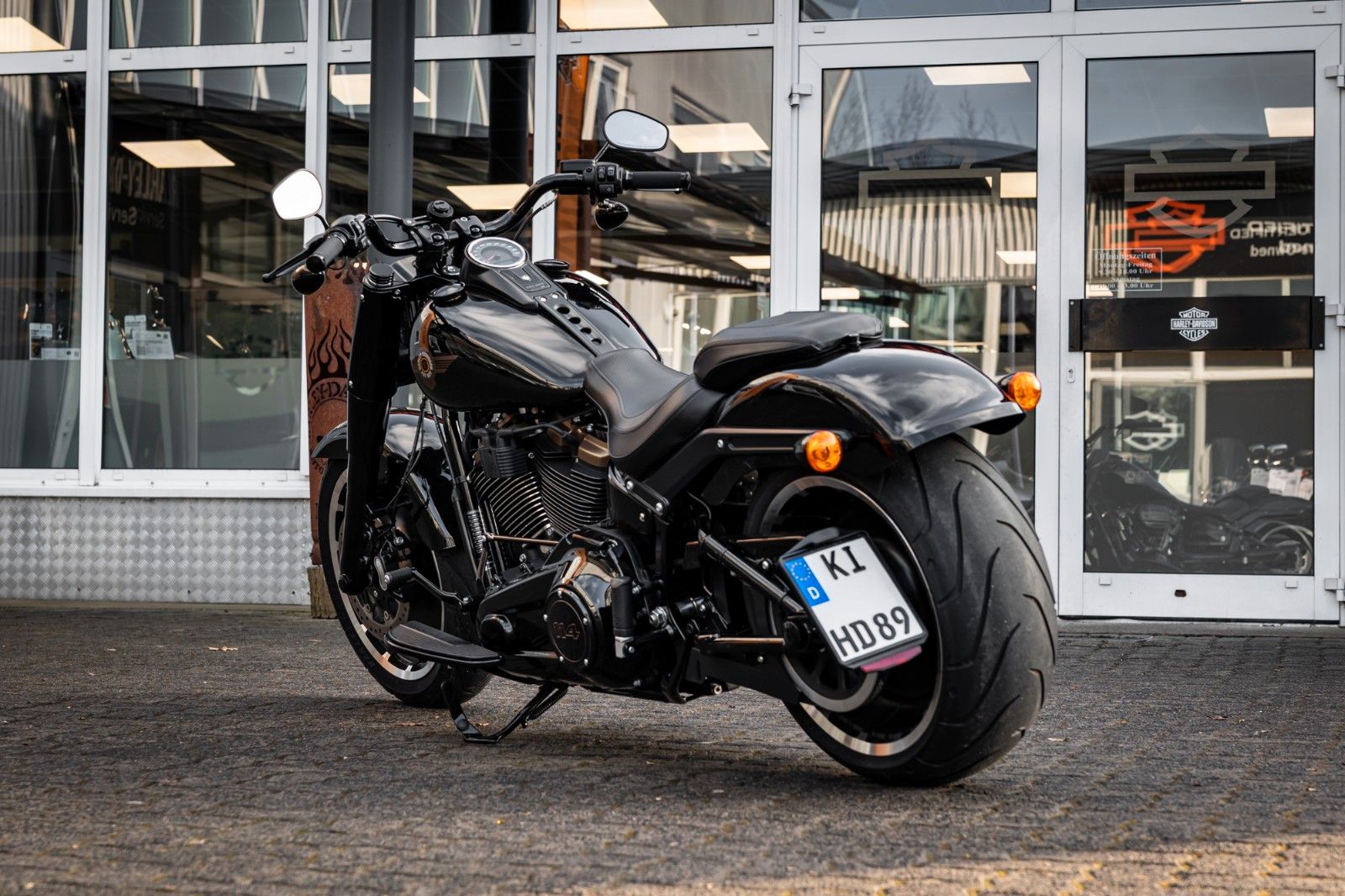 Fahrzeugabbildung Harley-Davidson Softail Fat Boy 30th Anniversary -Jekill & Hyde-