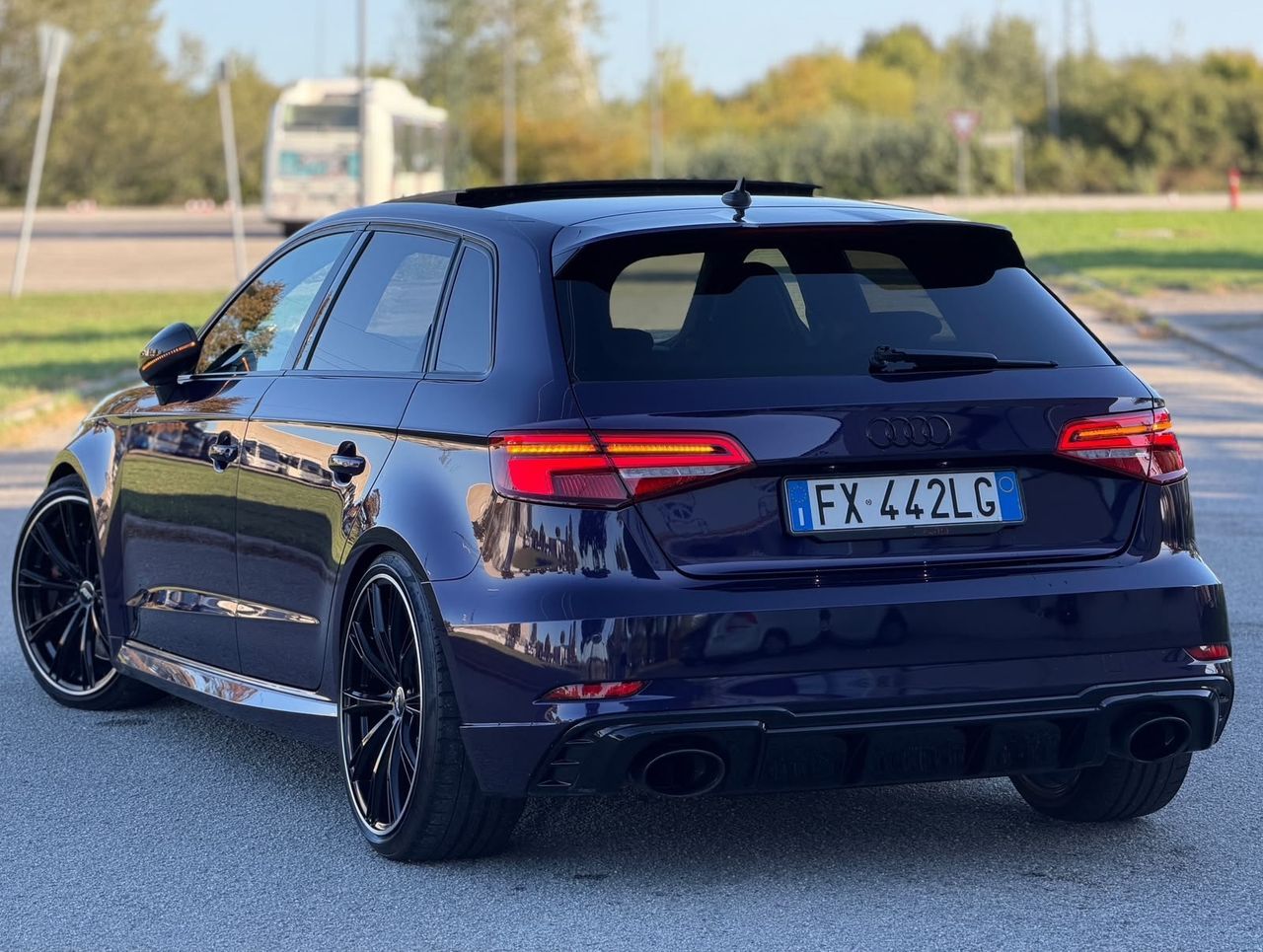 Audi A3 RS 3 Sedan imagem 3