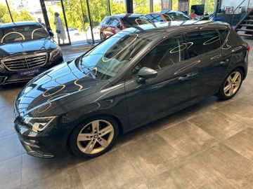 Seat Leon FR *Keyless*ACC*NAVI*2-Zonen*VirtualCockpit