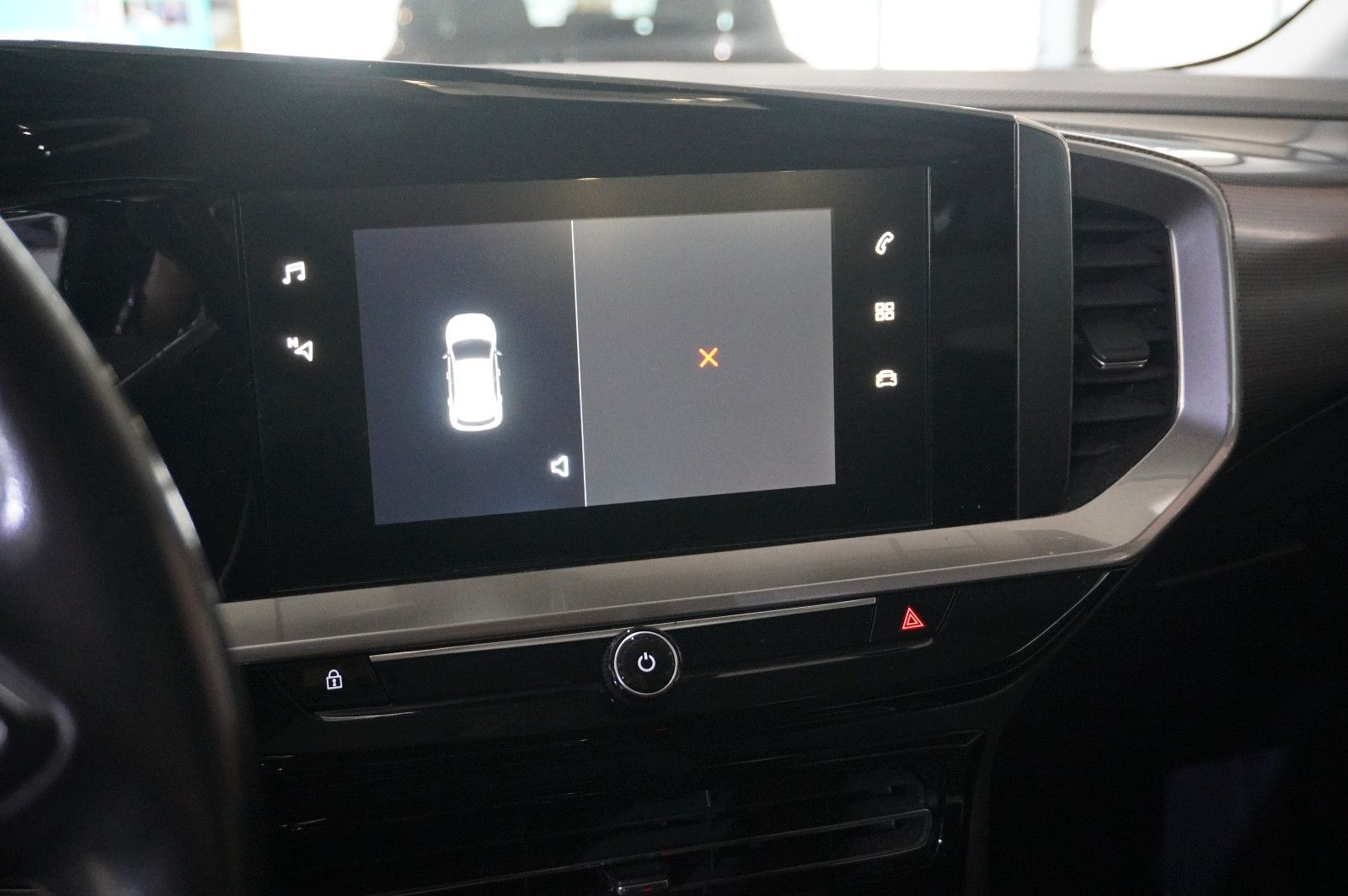 Fahrzeugabbildung Opel Mokka 1.2T ELEGANCE NAVI/LED/KAMERA/SPORT/DAB+