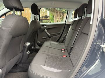 Peugeot 2008 - 7