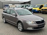 Skoda Superb 3.6 V6 4x4 Automatik 1.Hand & Scheckheft - Skoda Superb: Kombi, 3.6