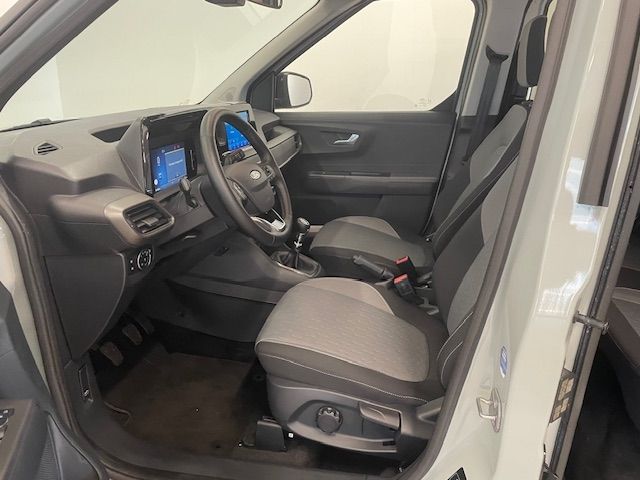 Fahrzeugabbildung Ford Tourneo Courier Titanium Winterpaket Kamera DAB