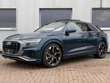 Audi Q8 50 TDI quattro 3x S-Line*Pano*AHK*B&O*AIR*HUD - schwarze Audi Q8
