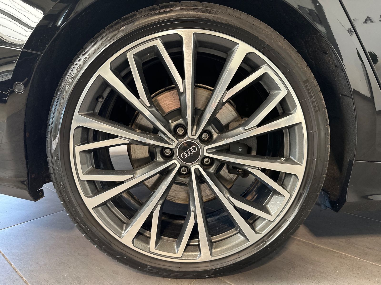 Fahrzeugabbildung Audi A6 Avant 50 TDI Qu S-Line NAV+LED+AHK+VCOCKPIT