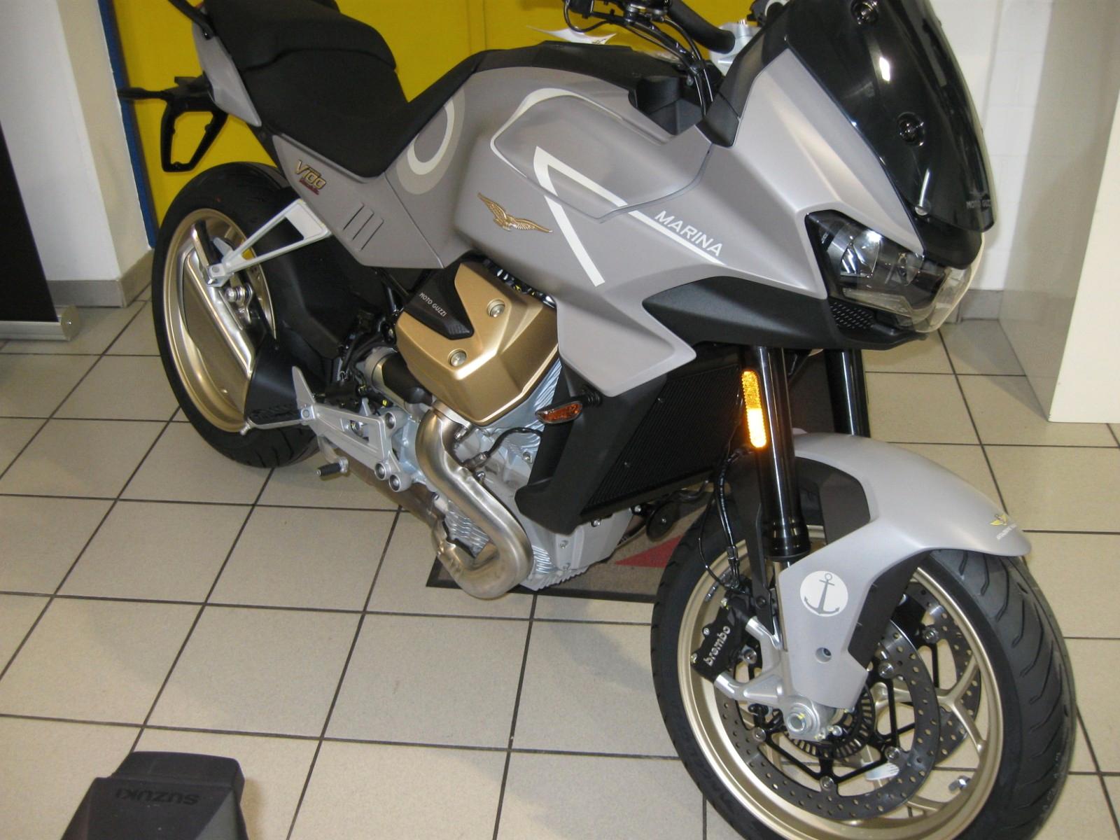 Moto Guzzi V 100 Mandello Aviazione Navale