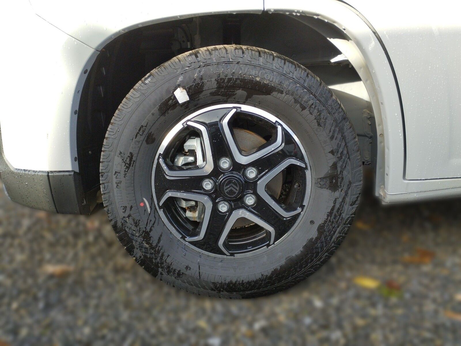 Fahrzeugabbildung Sunlight Adventure Cliff 602 Automatik, Dörr Edition, LTE