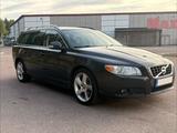 Volvo V70 2.5FT Business Summum - gebrauchte Volvo V70 aus dem Jahr 2009