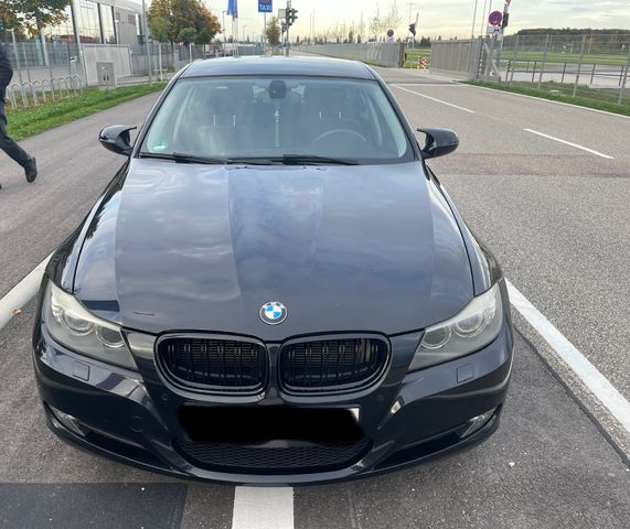 BMW 318d -e90