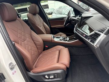 BMW X5 xDrive30d M Sportpaket HiFi DAB Pano.Dach