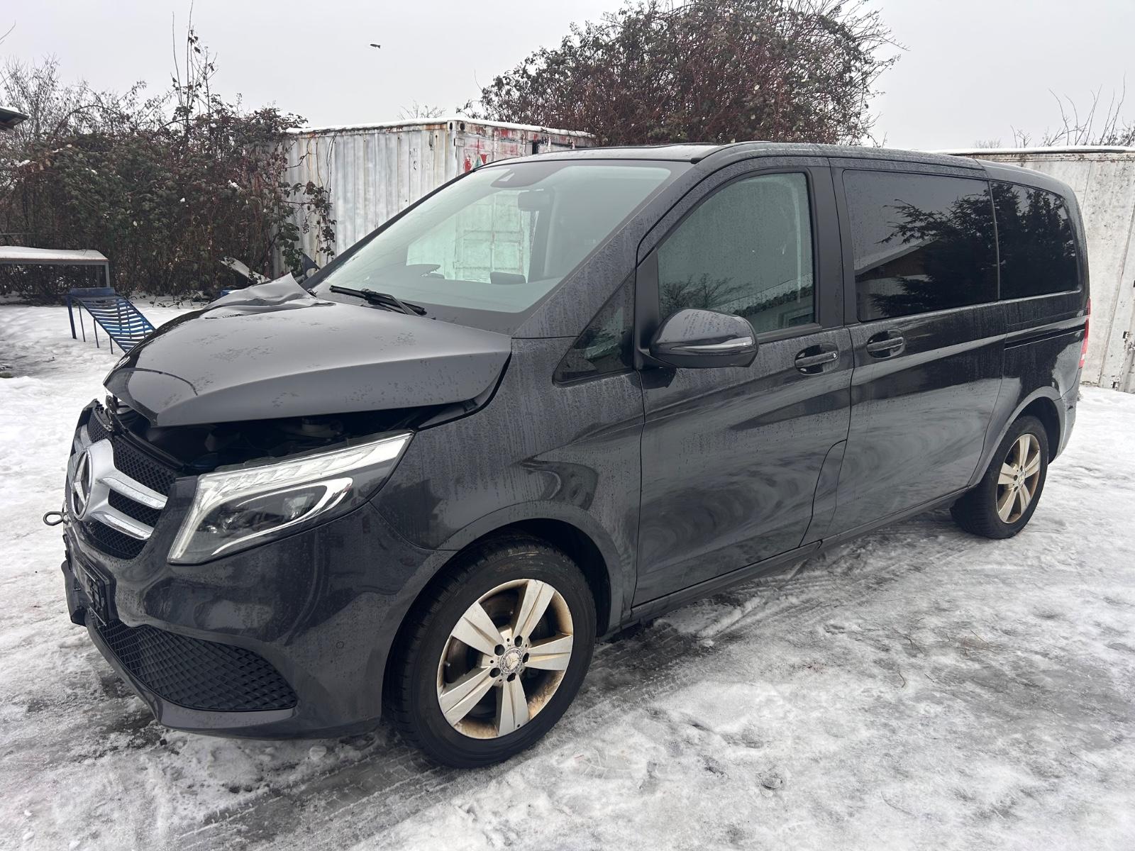 Mercedes-Benz V 220 Komp 4x4 9G-Tr. LED Webasto Assist. Kamera