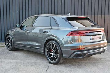 Audi Q8 - 1