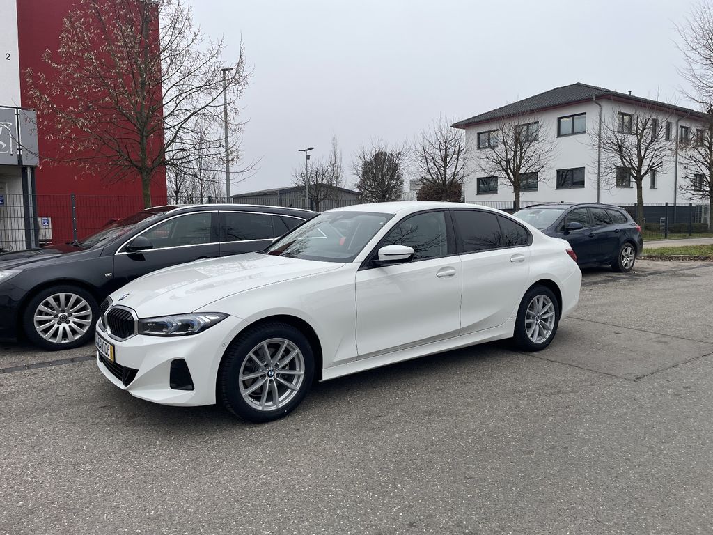 Image of BMW 320