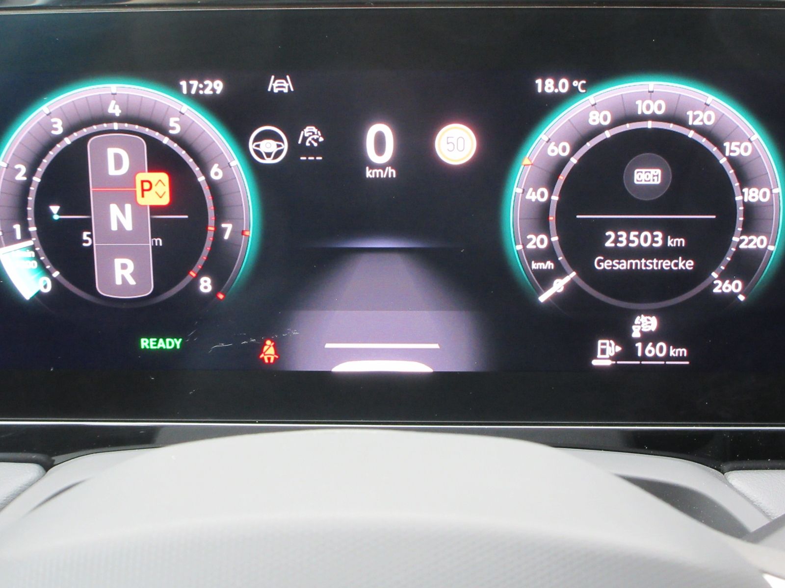 Passat Variant 1.5 eTSI DSG IQ.DRIVE/AHK/LED/NAV