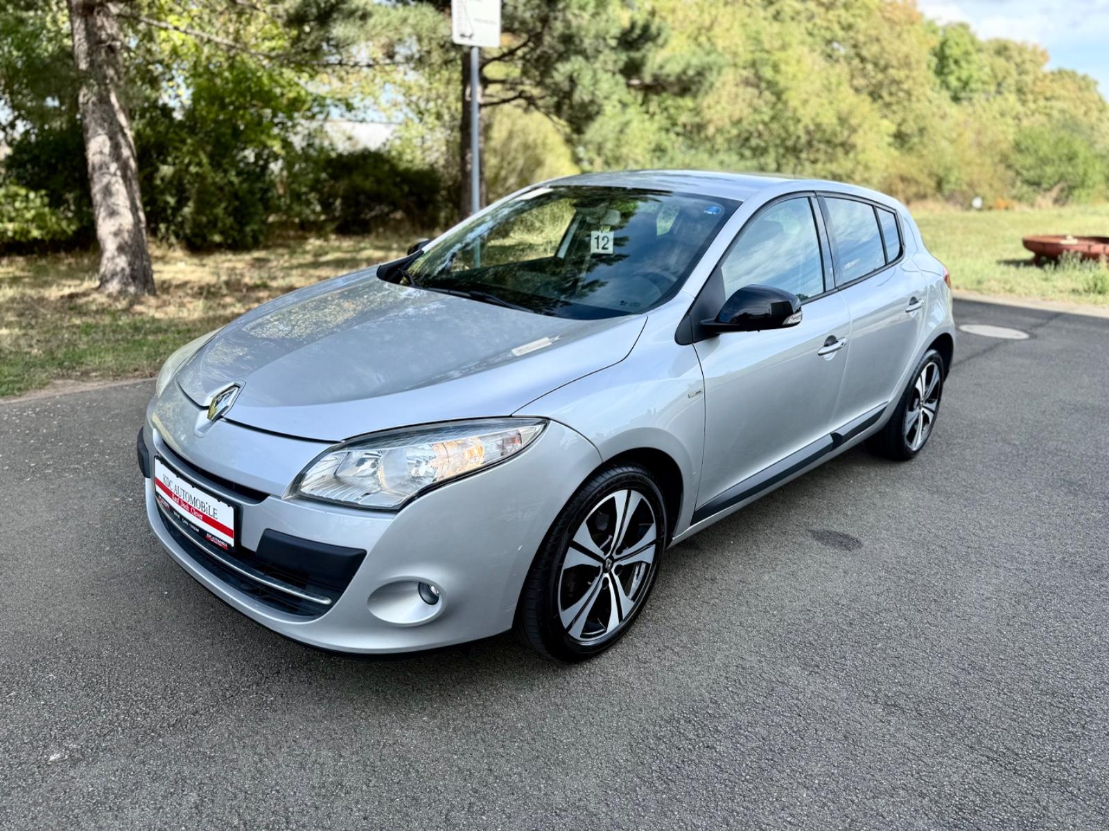 Renault Megane III Lim. BOSE Edition/Tüv+Service Neu