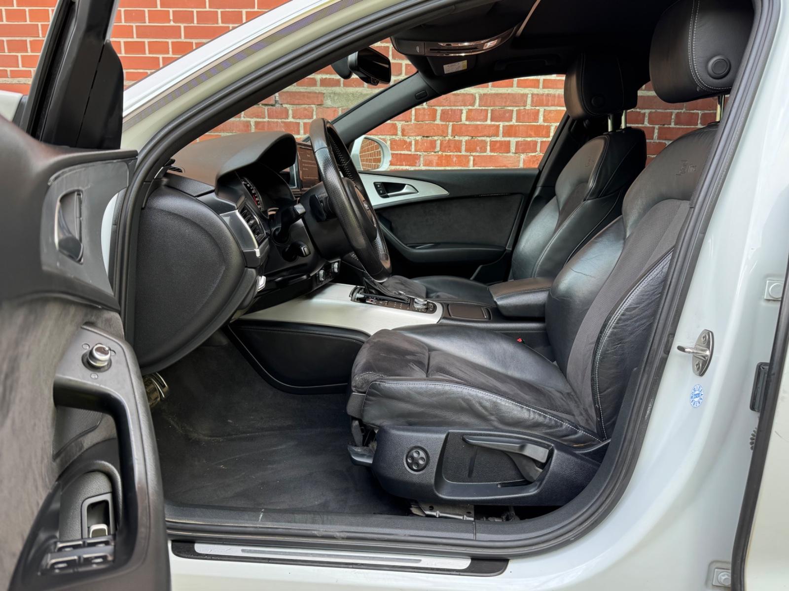 Audi A6 Avant S-line 3.0 TDI 218ch - Toi ouvrant panoramique - Alcantara - Carnet entretien - Pneus toutes saisons - Hayon éléctrique