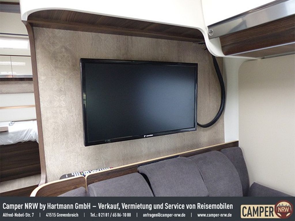 LAIKA Ecovip L 3009 Fahrassistenzpak+Automatik+Hubbett