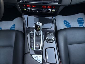 BMW 520 d xDrive Touring*PANO*LED*NAVI*HUD*KAMERA