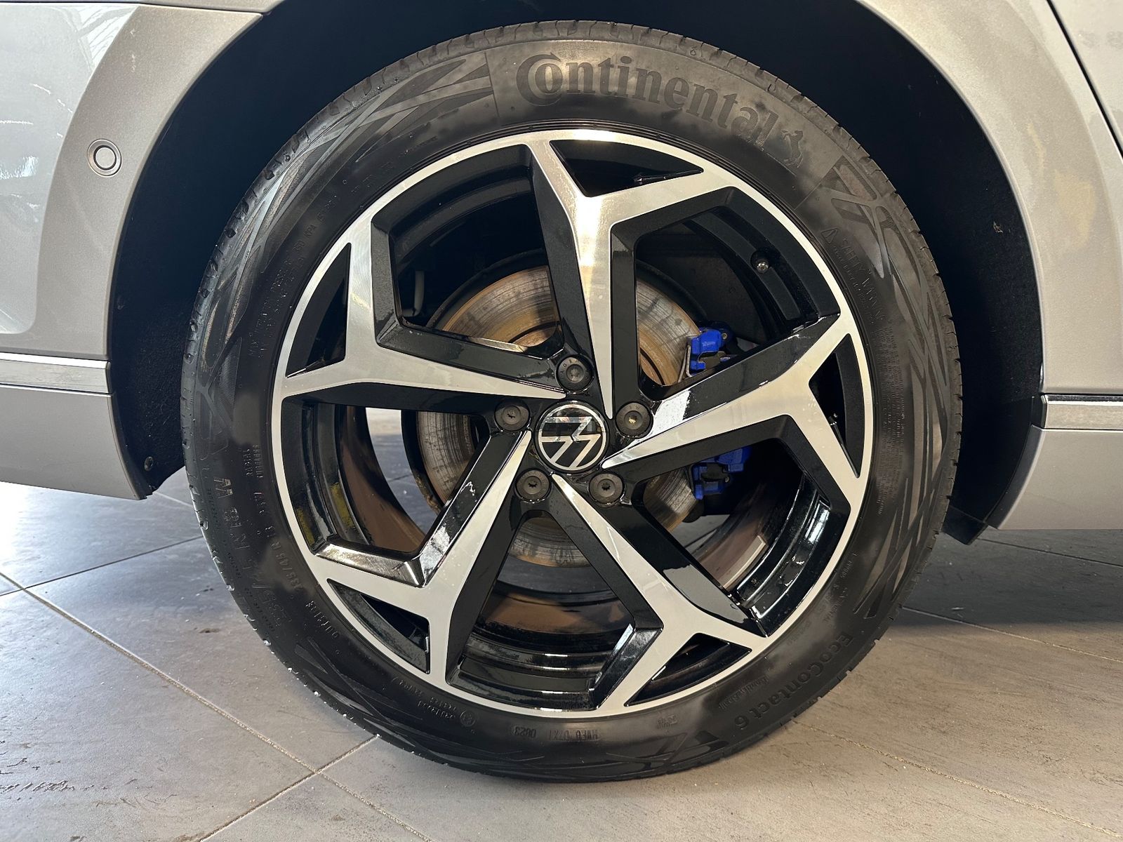 Fahrzeugabbildung Volkswagen Passat Variant 1.4 TSI DSG GTE NAV+IQ-LIGHT+PANO