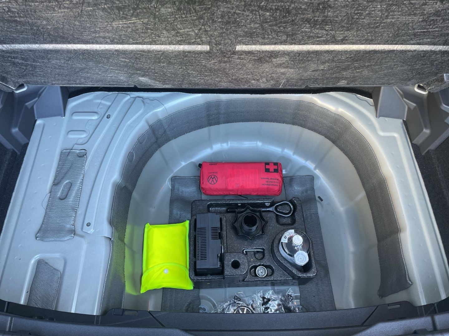 T-Cross Energy 1.0TSI 6-Gang Navi/LED/ACC/Kamera