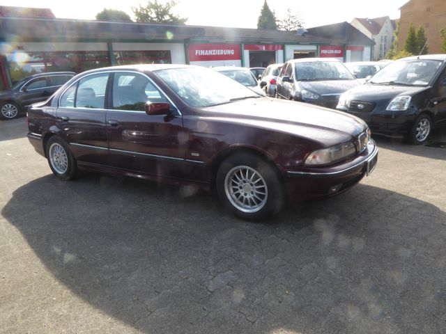 BMW 520i A