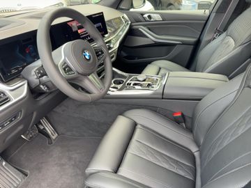 BMW X7 - 6