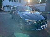 Maserati Levante Diesel 3.0 V6 202kW 4x4,Pano,AHK,Sitzkli - Maserati Levante aus 2018