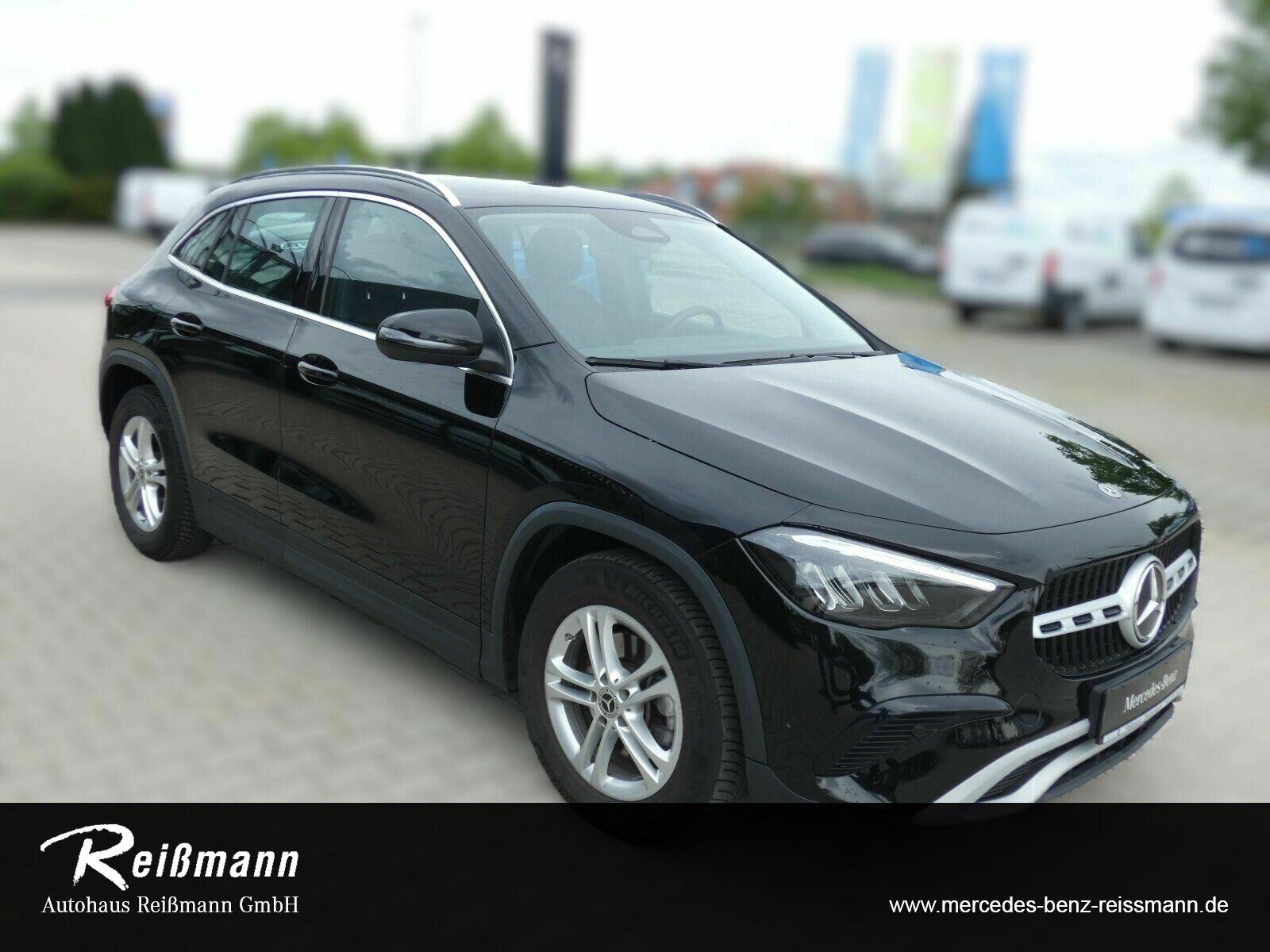 Mercedes-Benz GLA 180 Navi/Autom./Klima/LED/Park-Assist.
