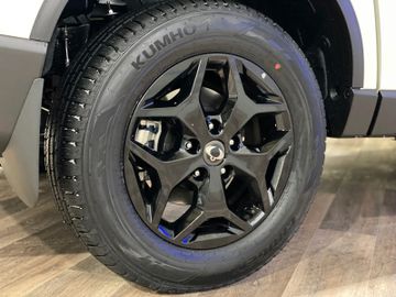 Fahrzeugabbildung Ssangyong MUSSO **BLACKLINE**FINANZIERUNG**