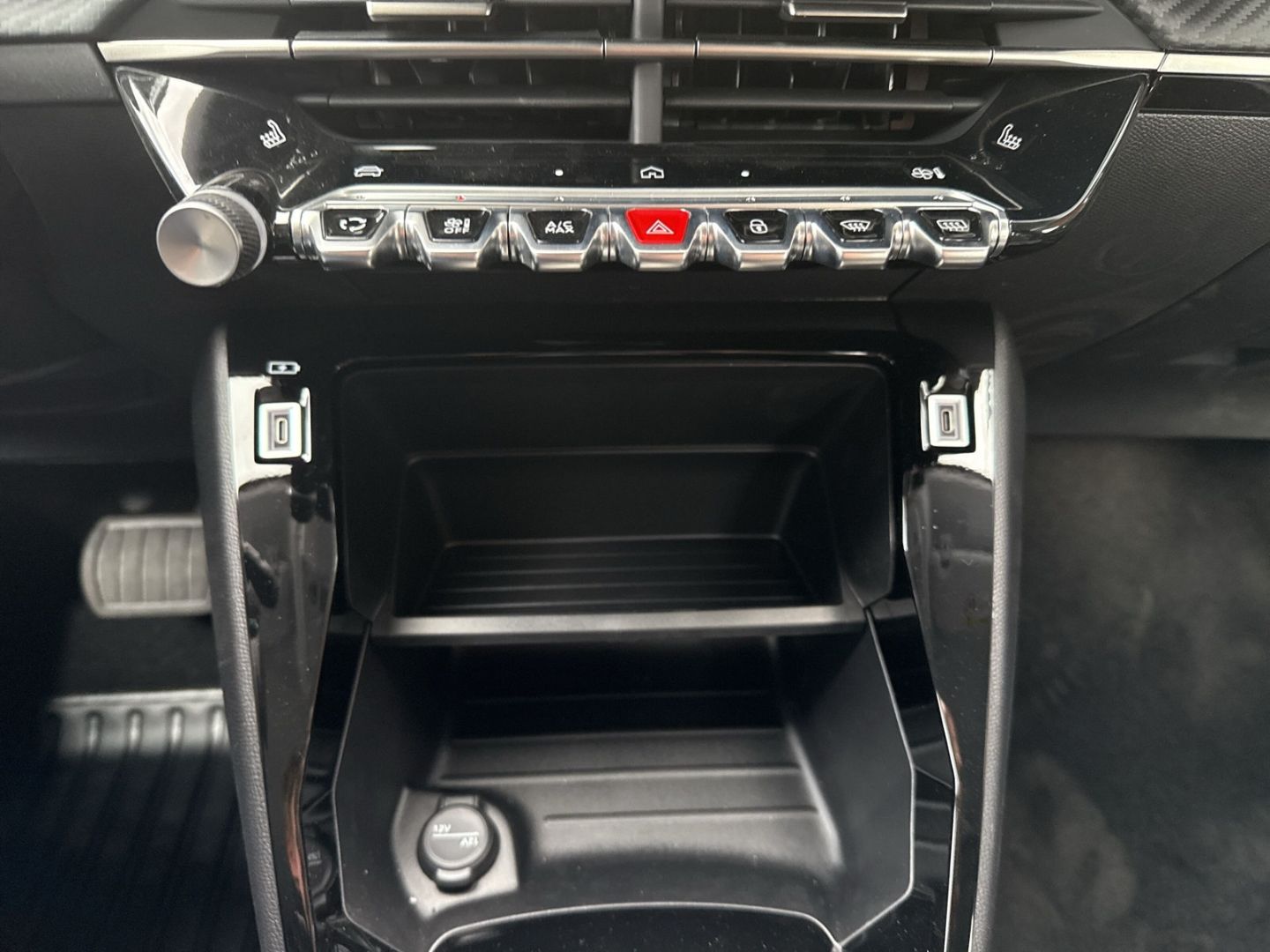 Peugeot 208 - Bild 21