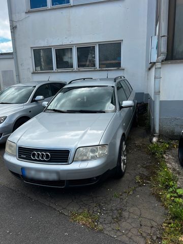 Audi A6 Kombi 3.0 v6 Benziner Quattro Silber