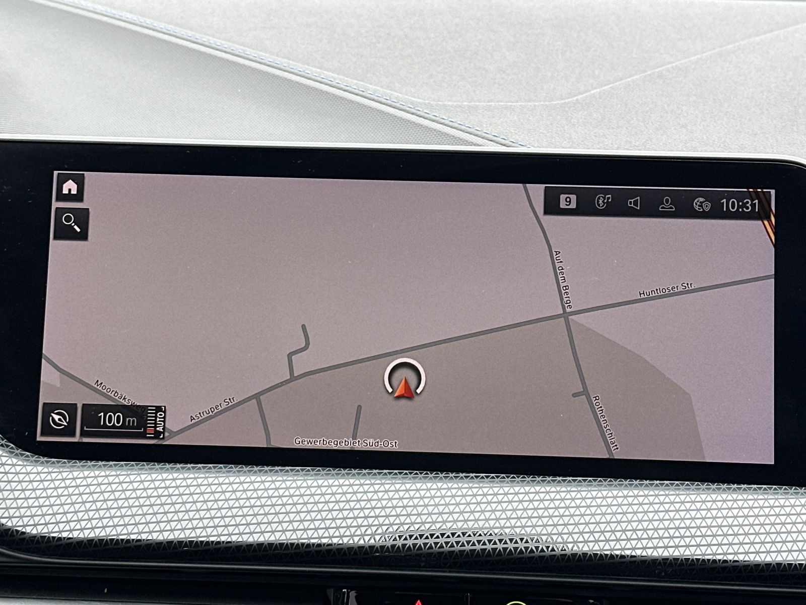 Fahrzeugabbildung BMW 118d M-Sport NAV+LED+PANO+DRASSISTANT+KAMERA+PP