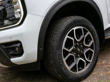Ford Ranger Wildtrak e-4WD Doppelkabine 360° Kamera