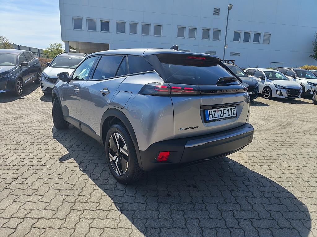 Peugeot 2008 e- Business KLIMA PDC SHZ KAMERA NAVI LED
