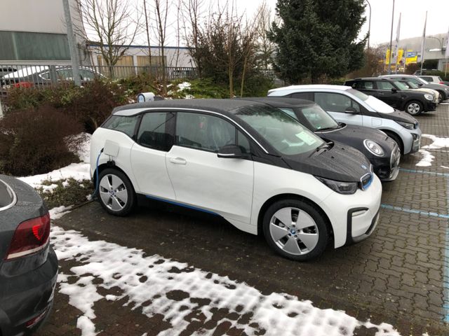 BMW i3 120 Ah, SHZ, Navi Prof, 8-fach, Service incl.