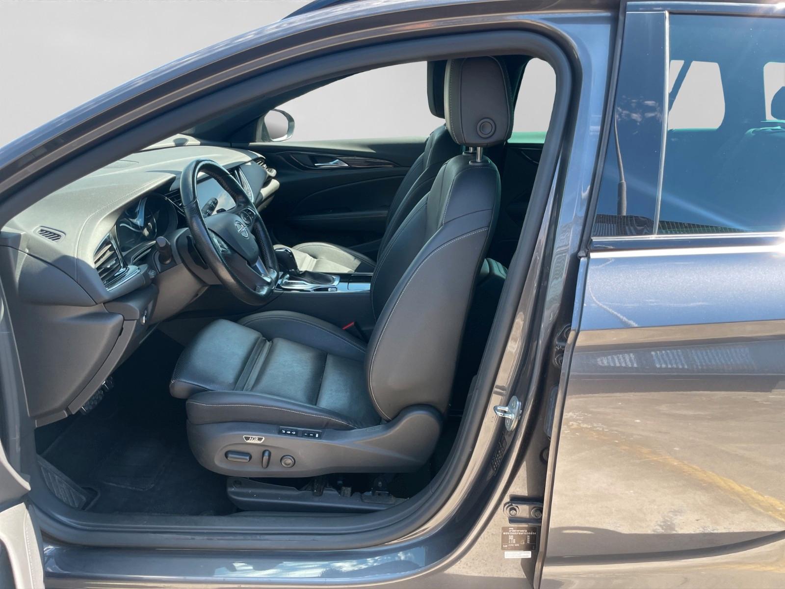 Opel Insignia 2.0 D OPC-LINE/Pano/AHK/Navi/ACC/Memory