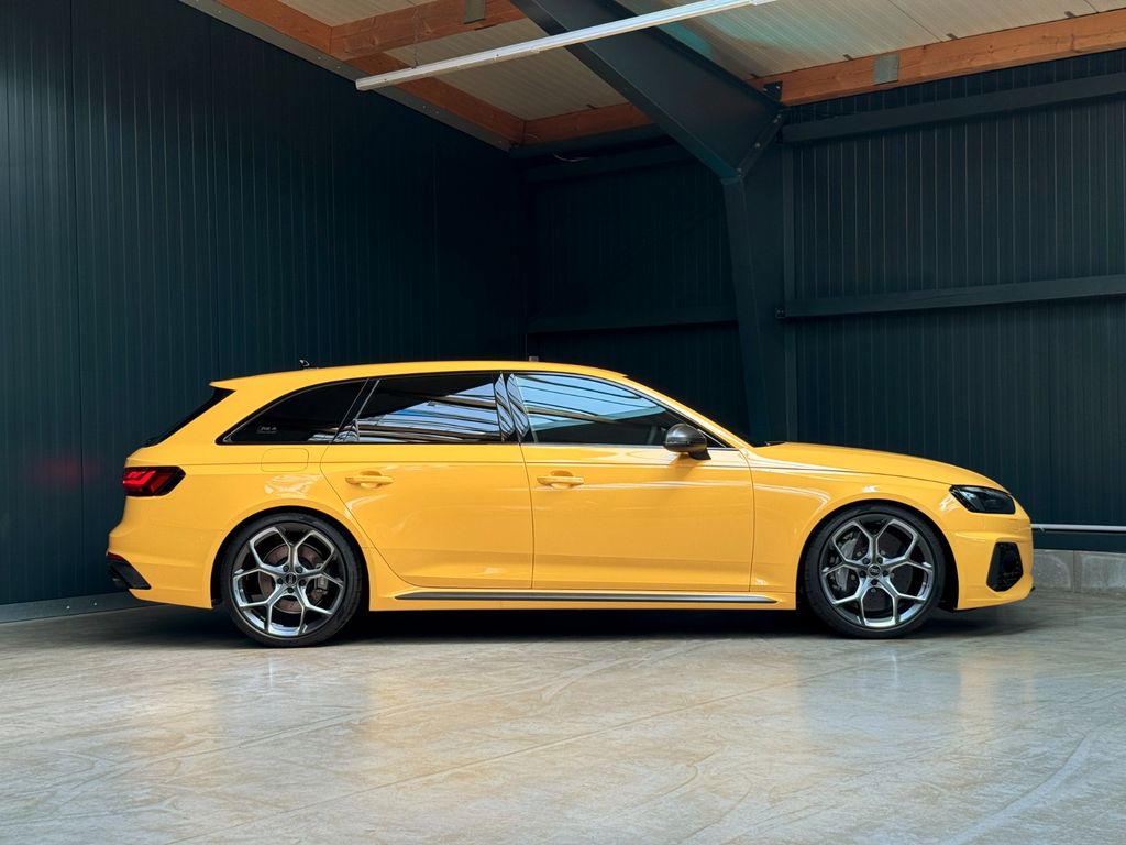 Audi RS4