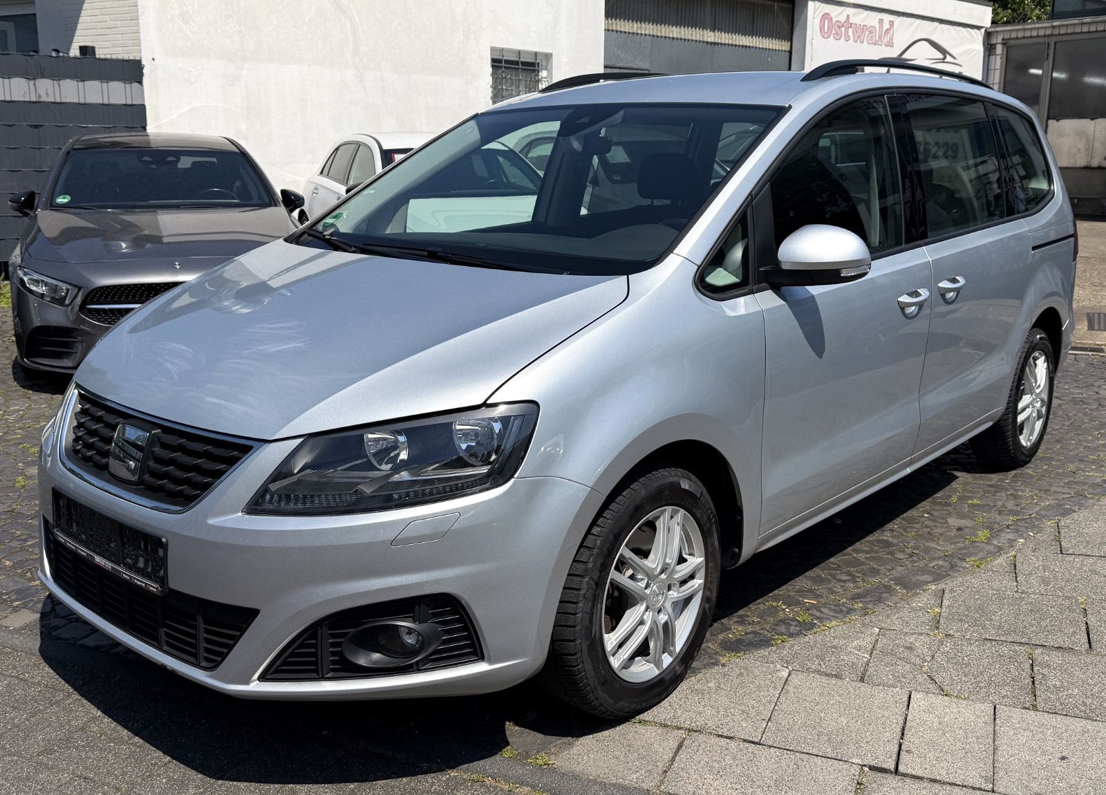 SEAT Alhambra 2.0 TDI Style Aut. CarPlay Kamera